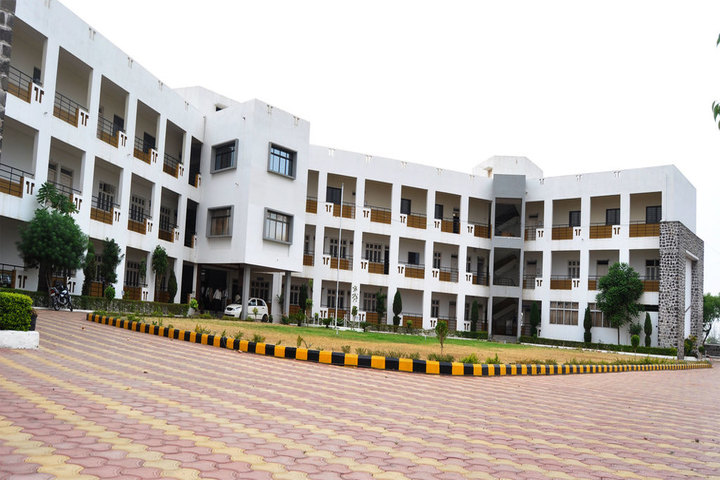 https://cache.careers360.mobi/media/colleges/social-media/media-gallery/2837/2019/2/16/Campus View of VSMs Institute of Technology Belgaum_Campus-View.jpg
